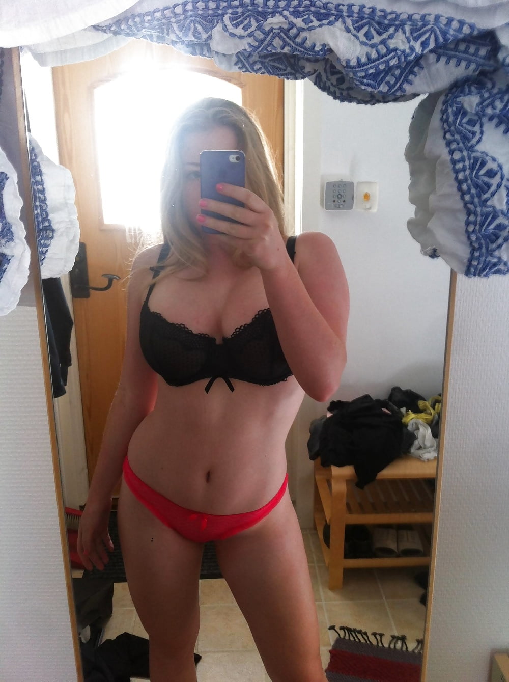 Alice26Young0 Female,Tall,J cup,Asian,Couples